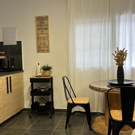 El Pisito Forest,A 300 Metros Iglesia De La Encarnacion Apartment Marbella Ngoại thất bức ảnh