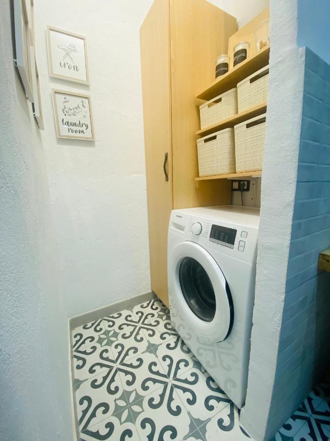 El Pisito Forest,A 300 Metros Iglesia De La Encarnacion Apartment Marbella Ngoại thất bức ảnh