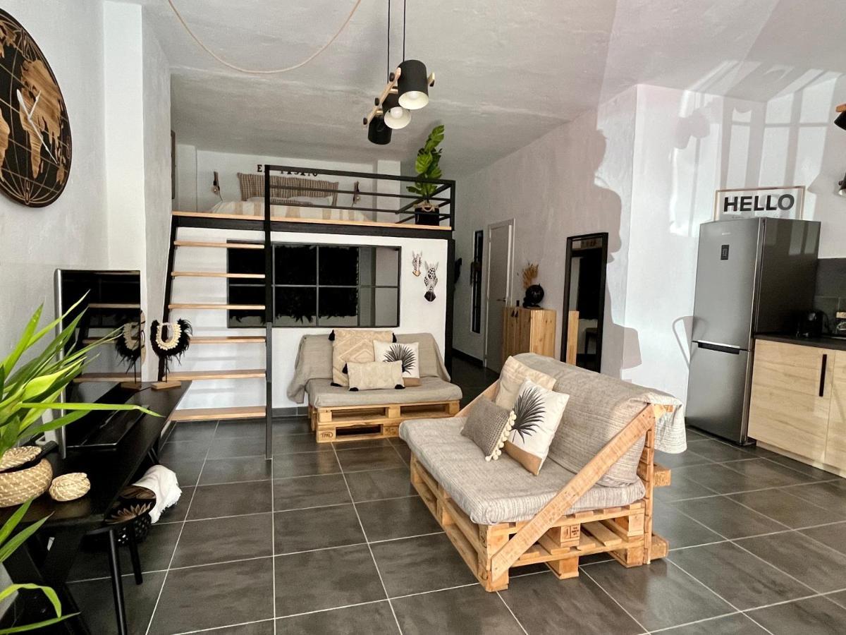 El Pisito Forest,A 300 Metros Iglesia De La Encarnacion Apartment Marbella Ngoại thất bức ảnh