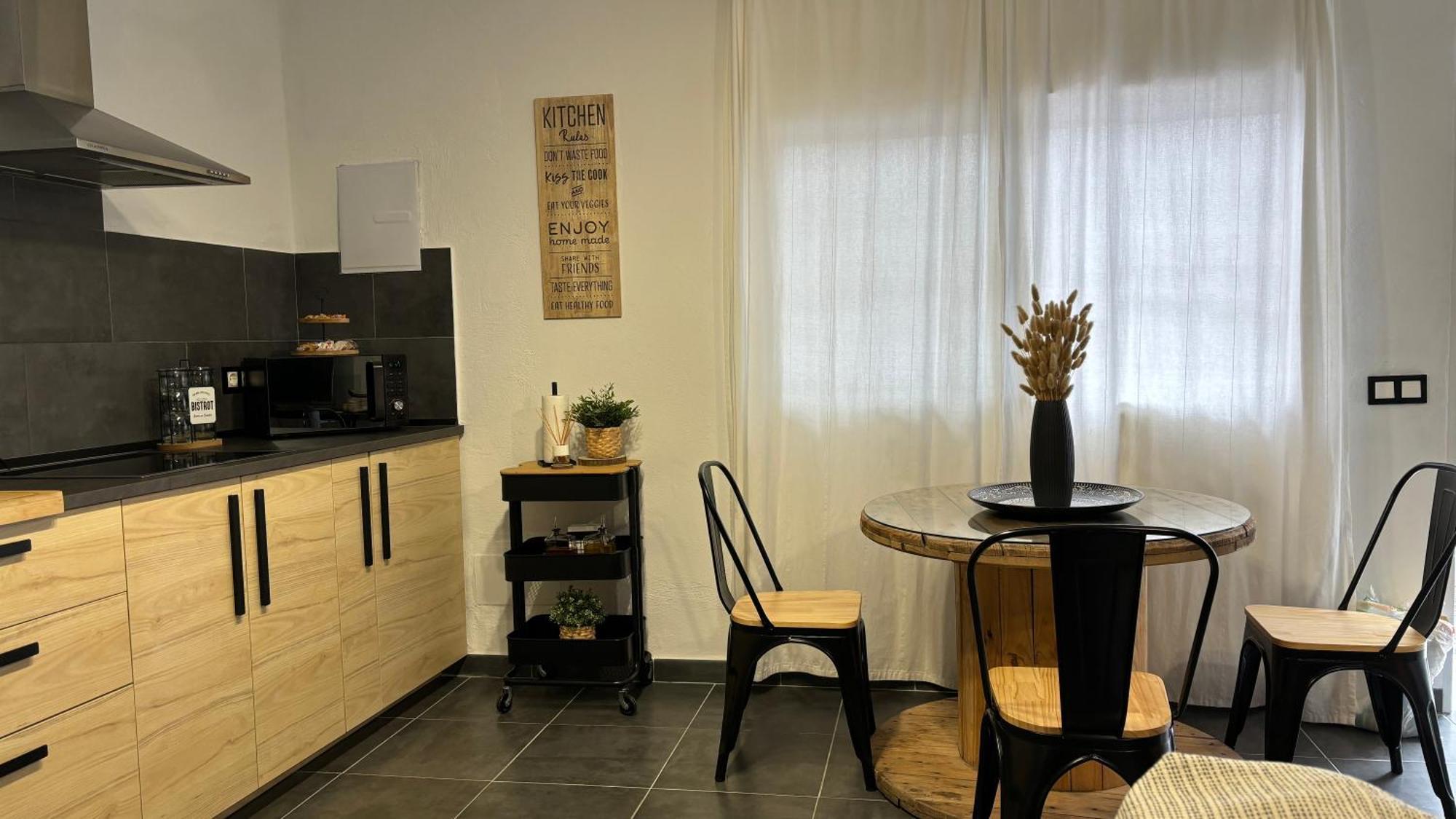 El Pisito Forest,A 300 Metros Iglesia De La Encarnacion Apartment Marbella Ngoại thất bức ảnh