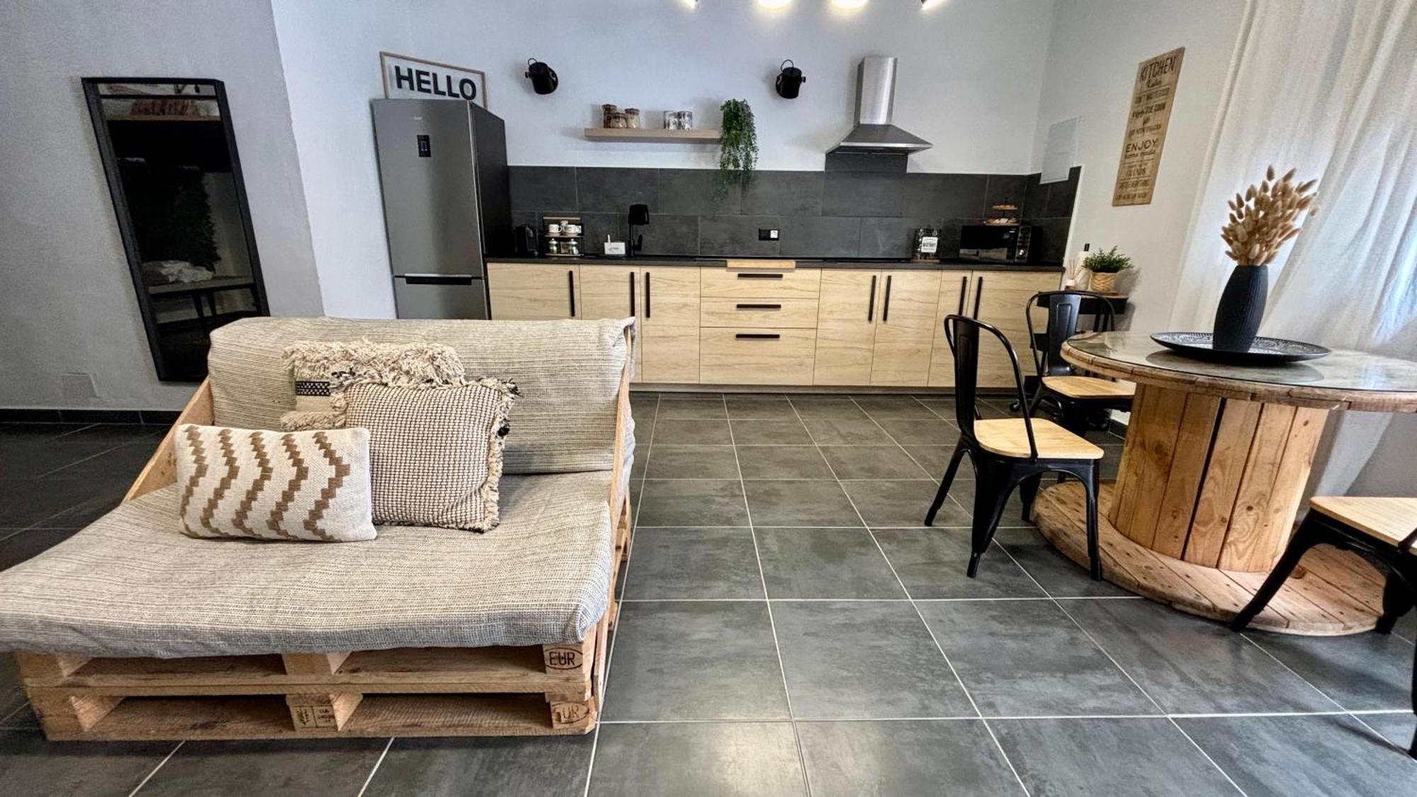 El Pisito Forest,A 300 Metros Iglesia De La Encarnacion Apartment Marbella Ngoại thất bức ảnh