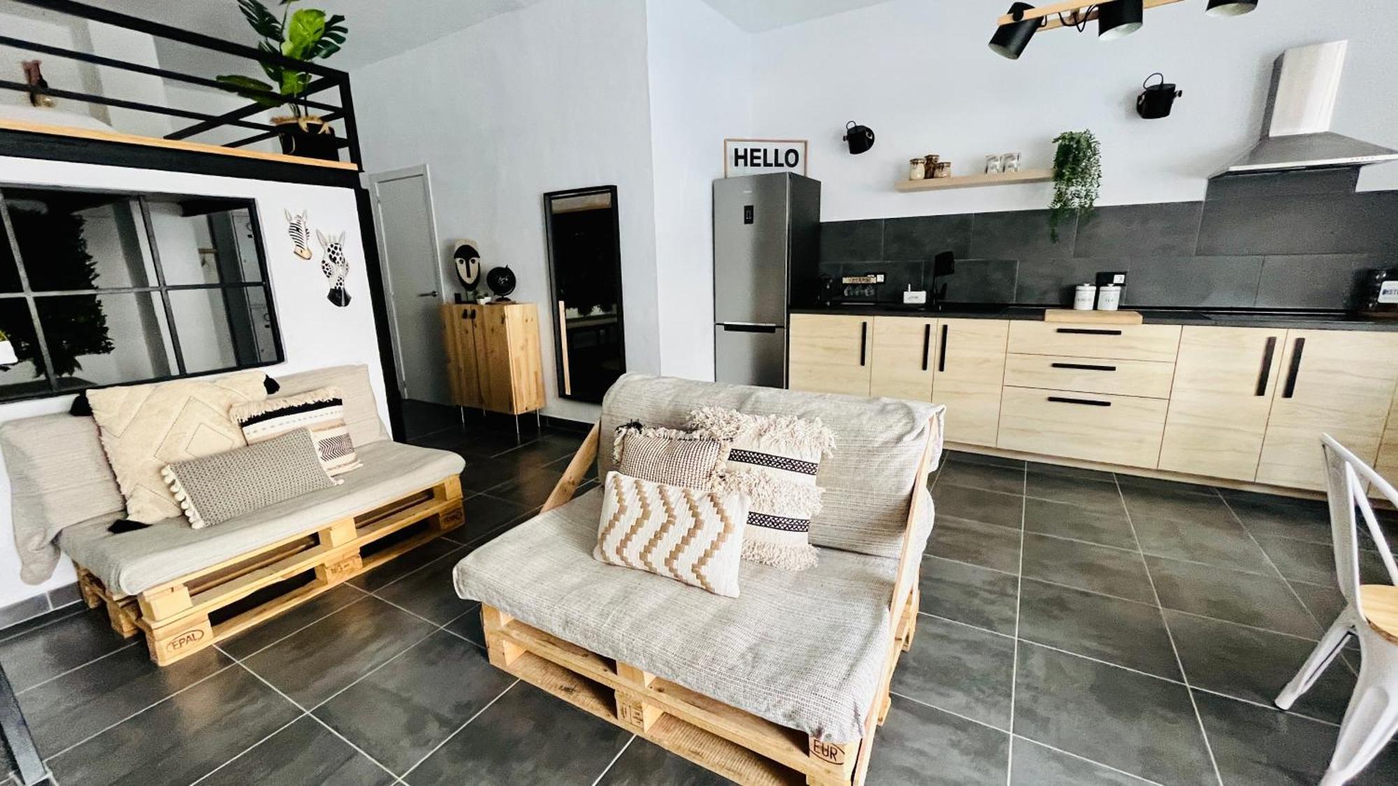El Pisito Forest,A 300 Metros Iglesia De La Encarnacion Apartment Marbella Ngoại thất bức ảnh